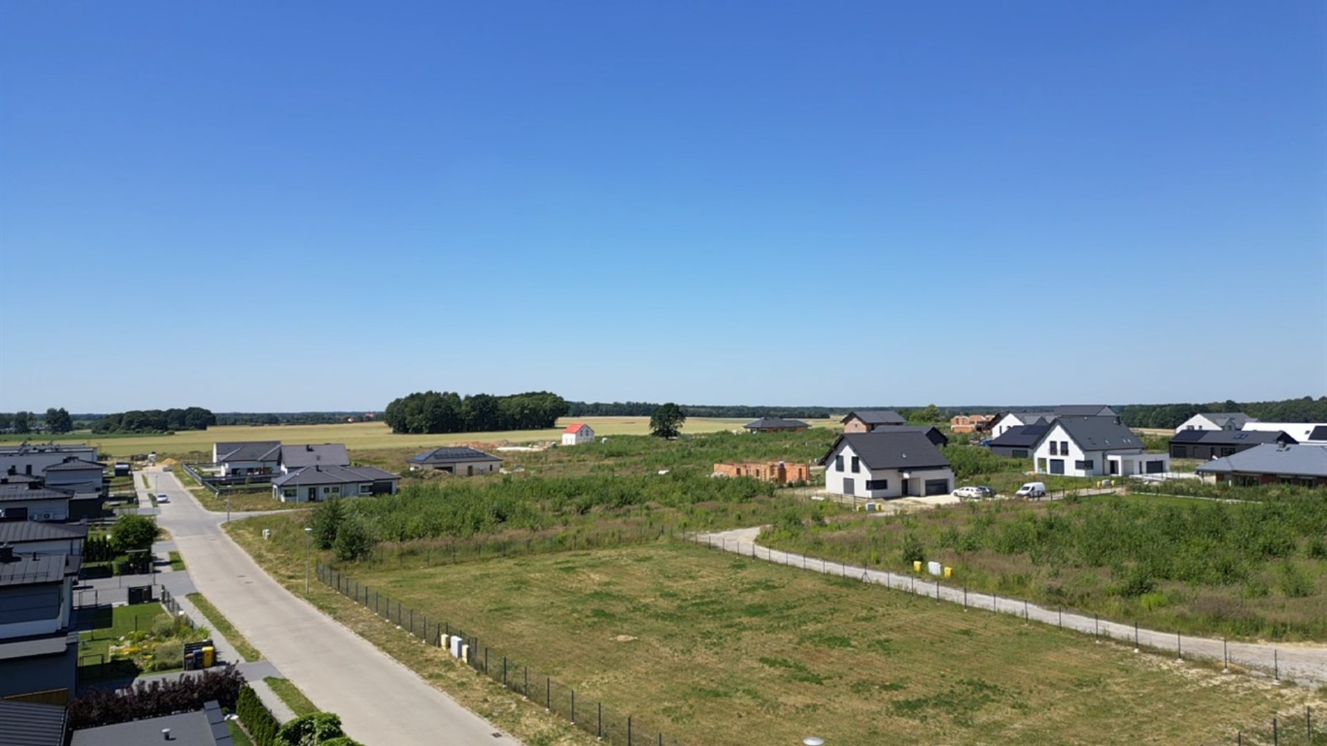Działka na sprzedaż
