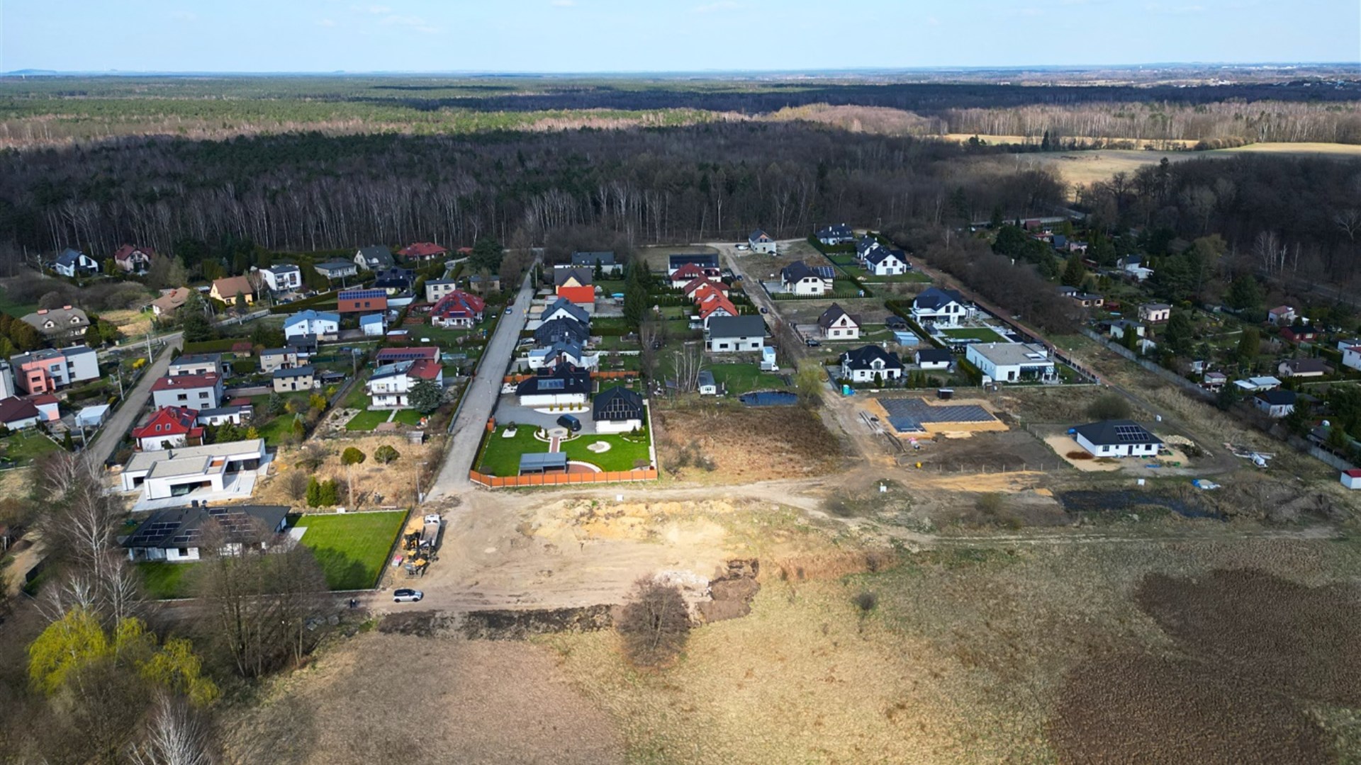 Działka na sprzedaż