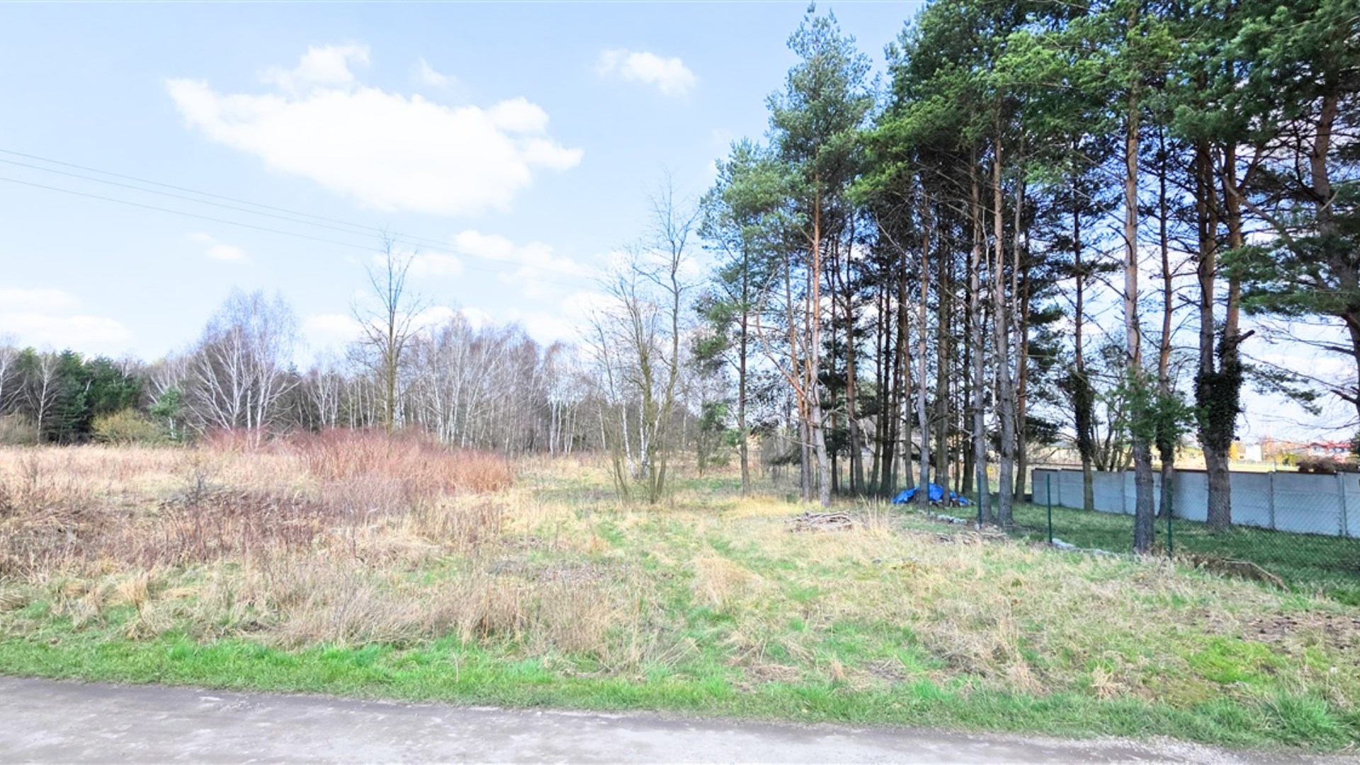 Działka na sprzedaż